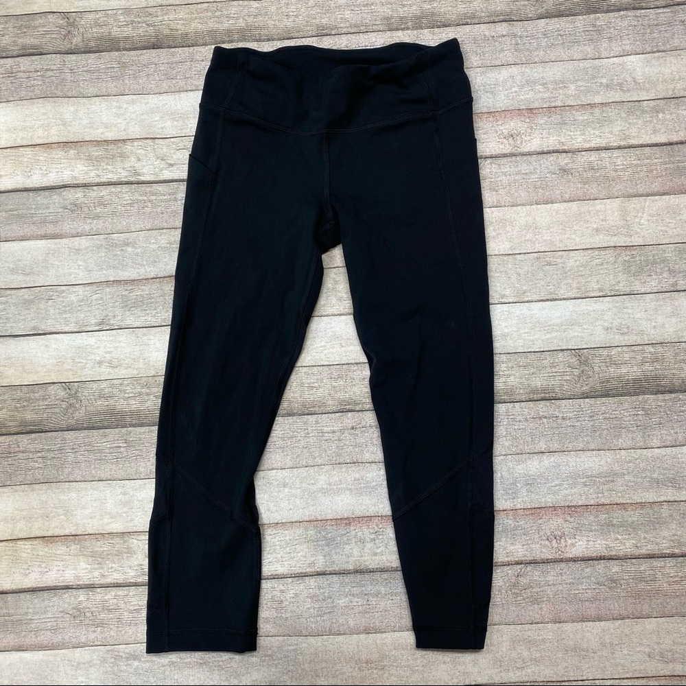 Lululemon black size 6